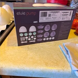 Elvie Pump - White